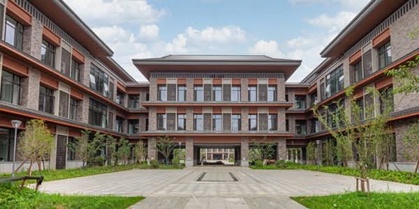 Jiaxing University